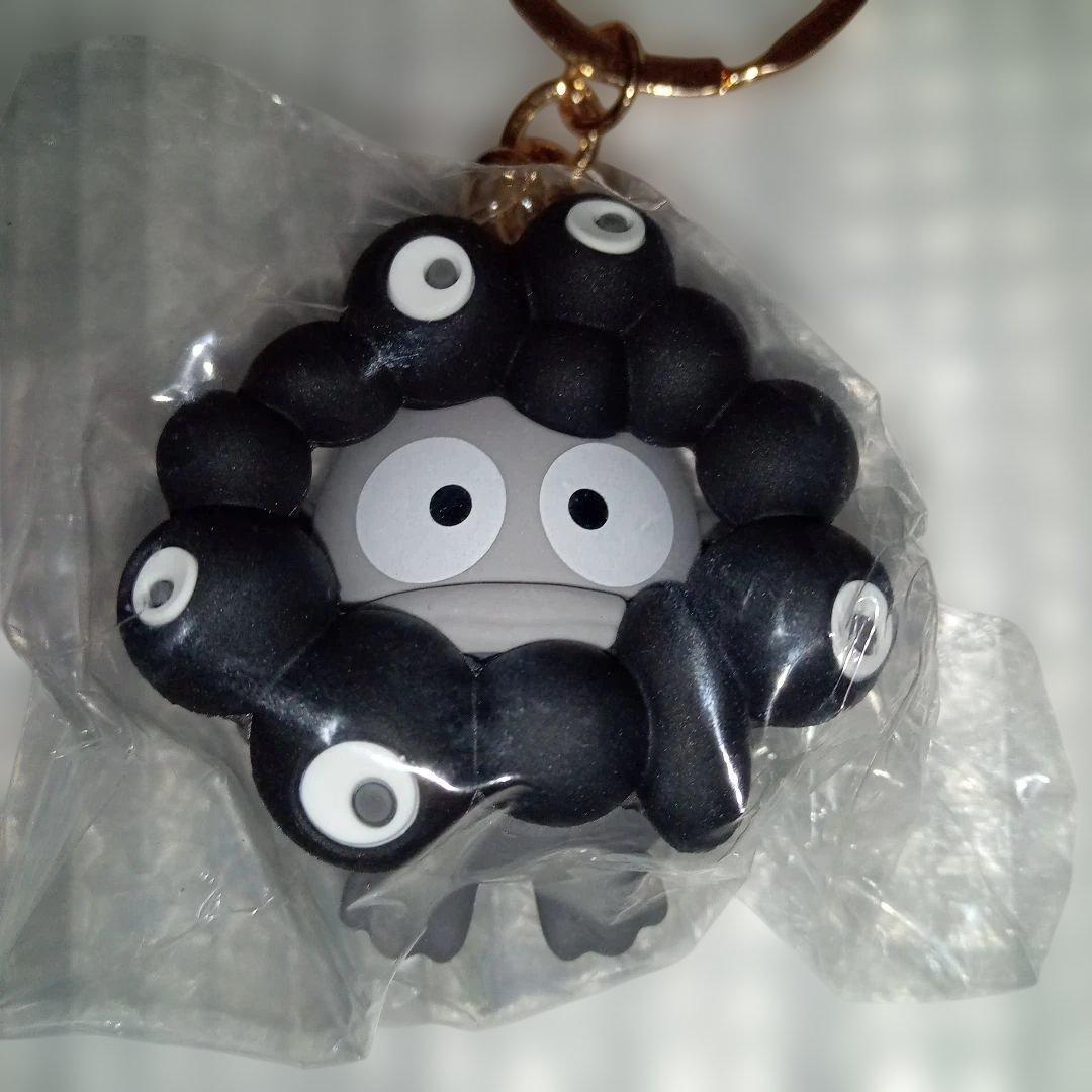 V*y様 ラス1 新品未使用　サンリオ 黒ミャクミャク なりきりキーホルダー コ