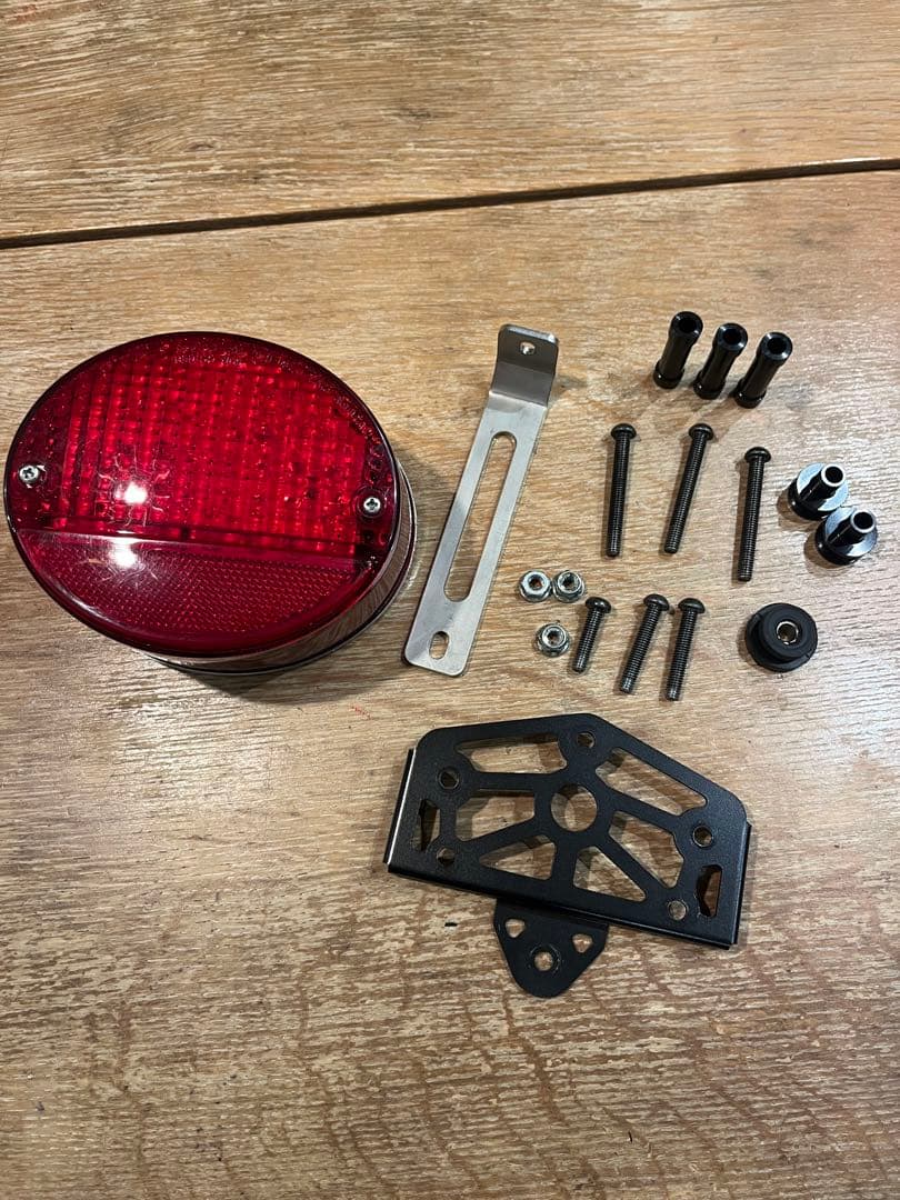 アーキ Z900RS Z2タイプテールランプスライトリアフェンダー専用