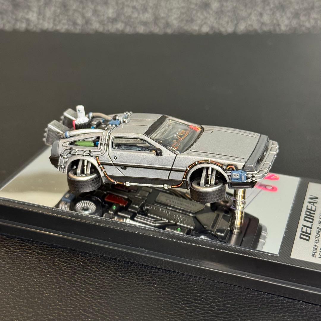 キャラウィール デロリアン Ⅱ カスタム品 1/64 バックトゥザフューチャー