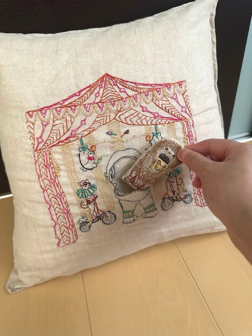 CORAL&TUSK コーラル&タスク　サーカスデザイン リネンクッションカバー