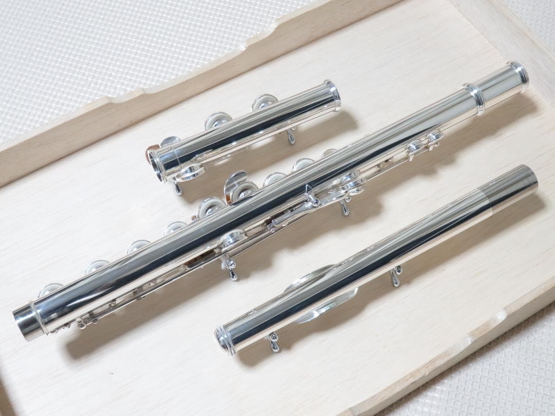 美品　メンテナンス済み　フルート　カワイ楽器（イワオ楽器製作所製造）リップ銀製