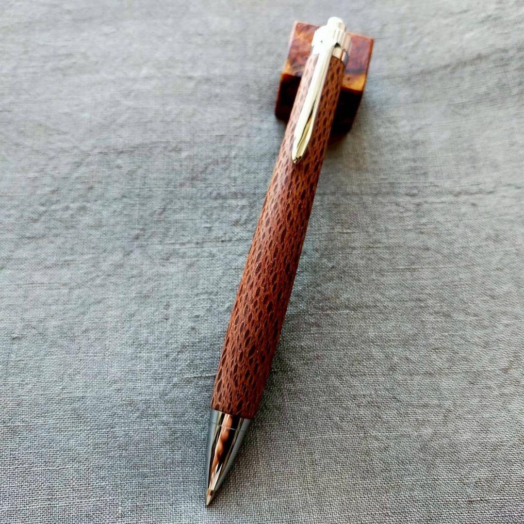 ハワイアンマカデミアナッツ　ハンドメイド　木軸ボールペン　G2　天然木　シルバー