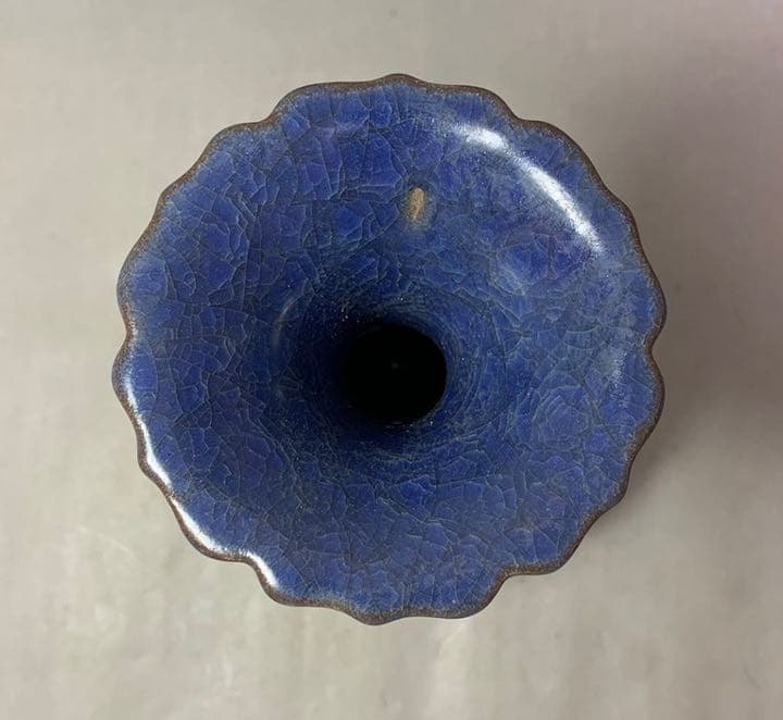 中国 青釉輪花口花入　u6210406