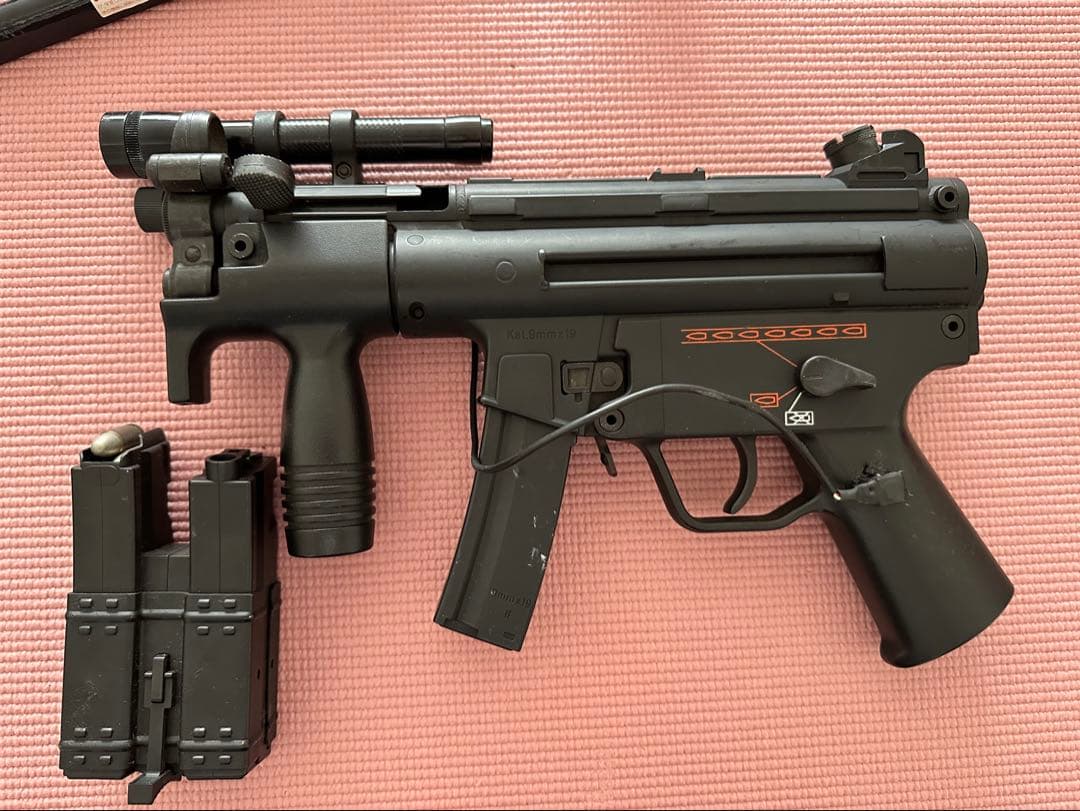 ジャンク？品東京マルイMP5K電動ガン