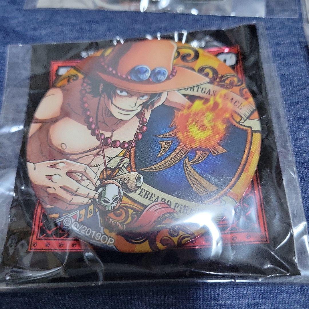 ONE PIECE　エース　缶バッジ　365日ステッカー　7点セット