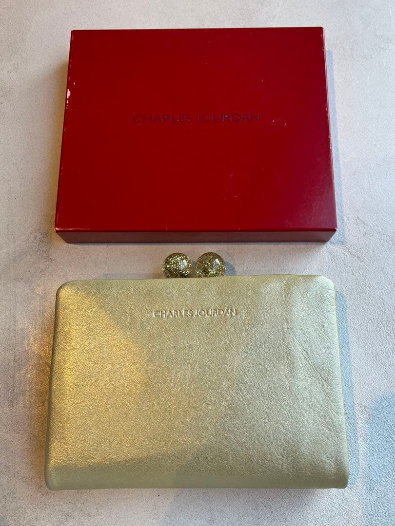 【新品未使用】CHARLES JOURDAN ゴールド　がま口　ケース