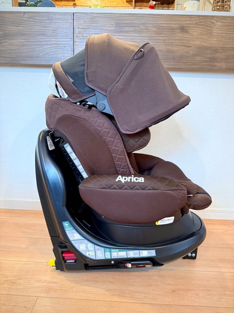 【risa】Aprica フラディア グロウ ISOFIXチャイルドシート
