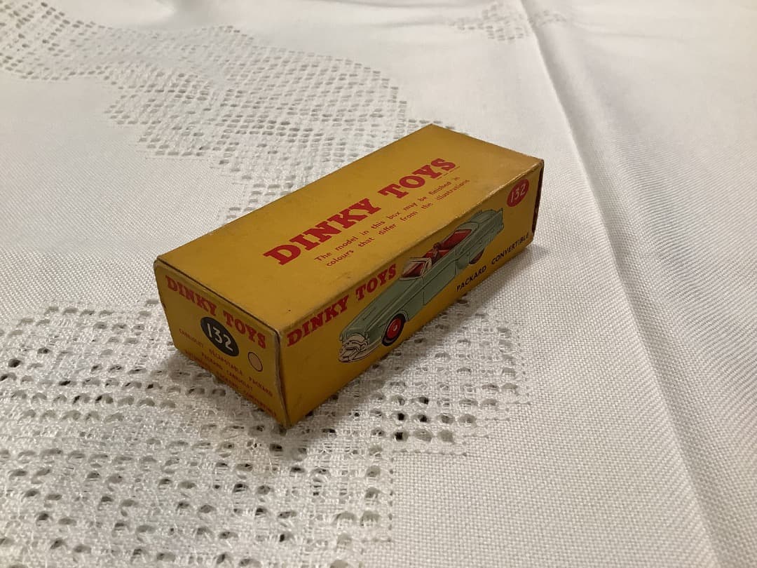 美品　DINKY TOYS PACKARD 英国製ミニカー