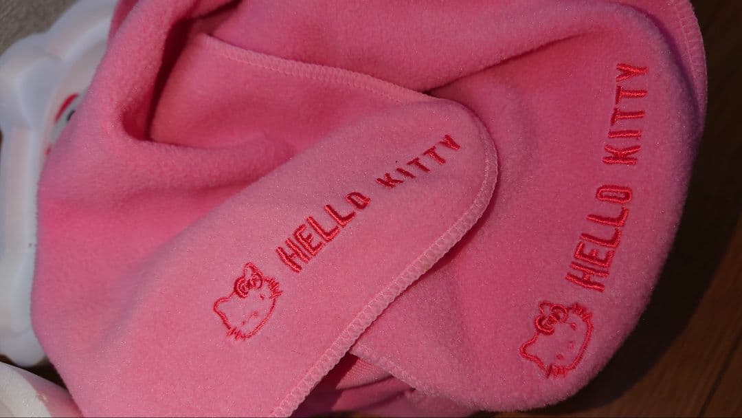 当時物ハローキティ　雪だるま マフラー パース付リストバンド フリース帽子