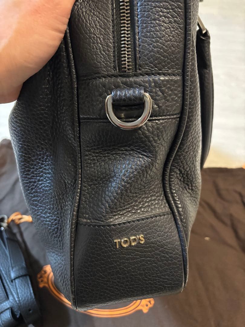 【クリスマス限定】TOD'S ブラック ビジネス　バッグ 肩紐