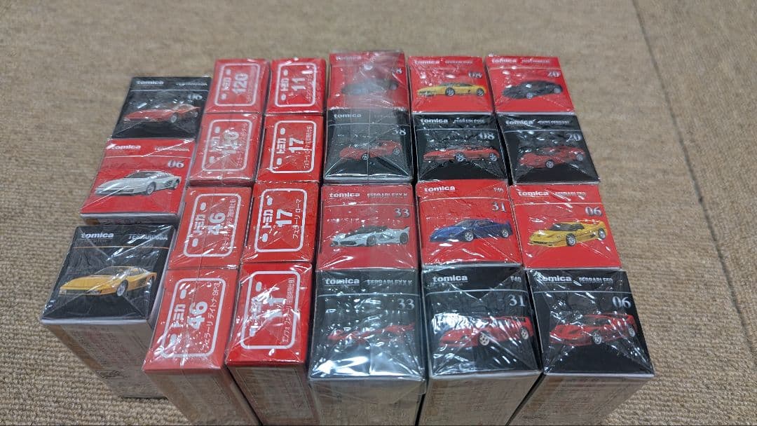 トミカ 　プレミアム　フェラーリ　　まとめ売り