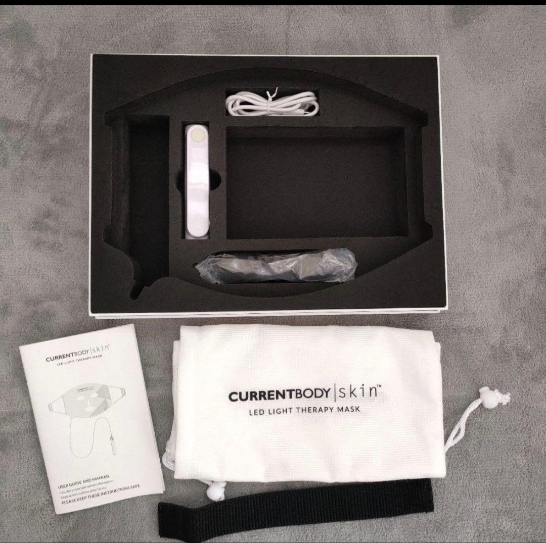 極美品　CURRENTBODY LEDライトセラピー マスク