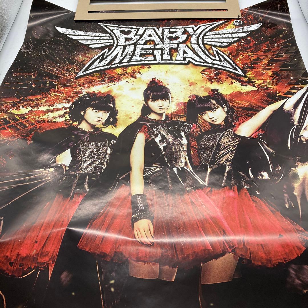ベビーメタル　ウェンブリー公演　ポスター