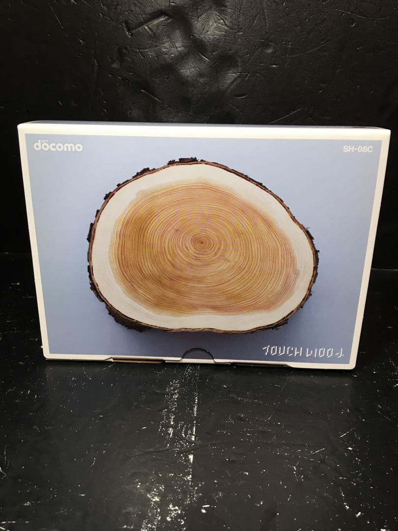 docomo ドコモ　SH-08C タッチウッド　ヒノキ