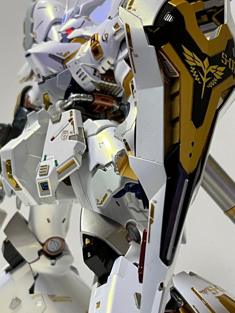 ガンプラ RG 1/144 サザビー 塗装完成品