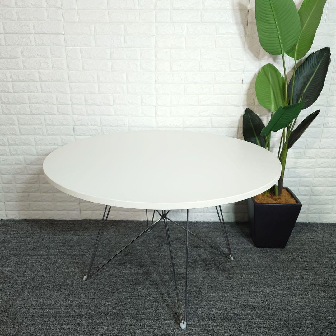 MAGIS XZ3 ダイニングテーブル リプロダクト ラウンド型 机 L055