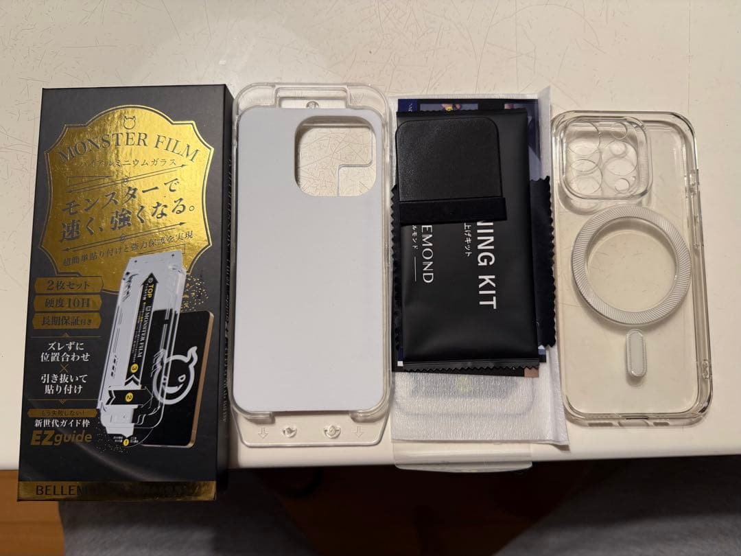 iPhone 15 Pro 256GBナチュラルチタニウム 本体