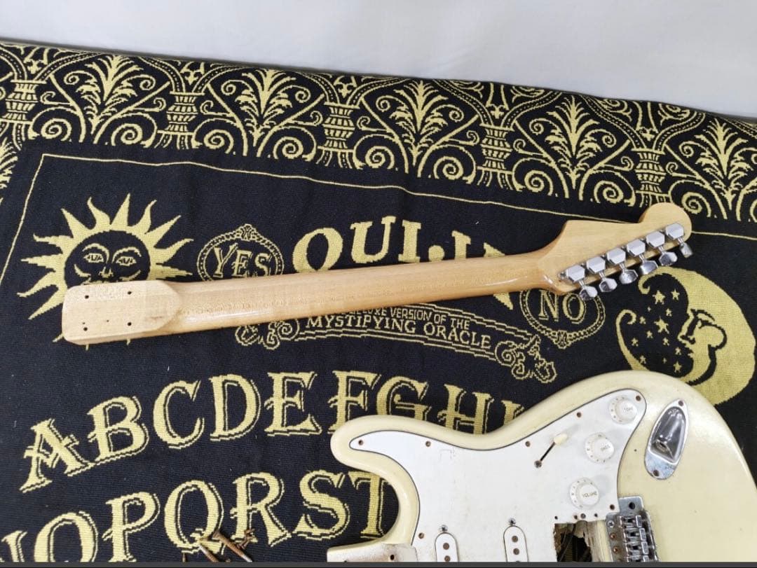 り*さ様 日本製 スキャロップ加工ネック ボディ アッセンブリ ストラトキャスタ