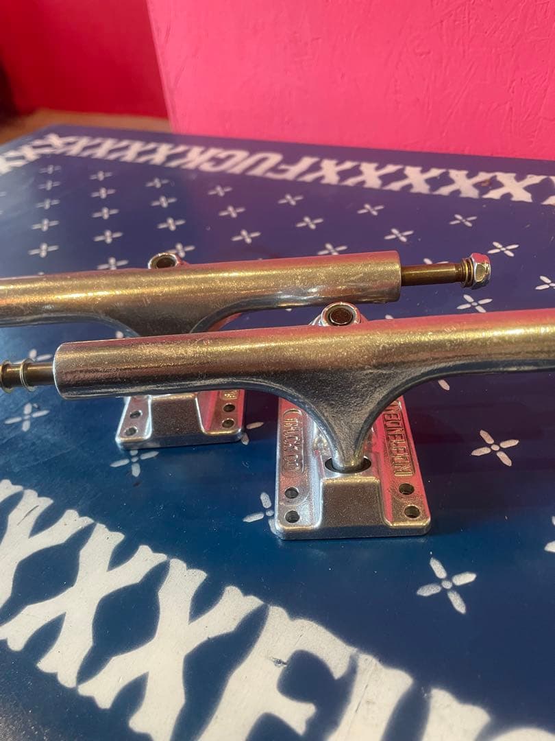 215 Polished スケートボードインディペンデントトラック