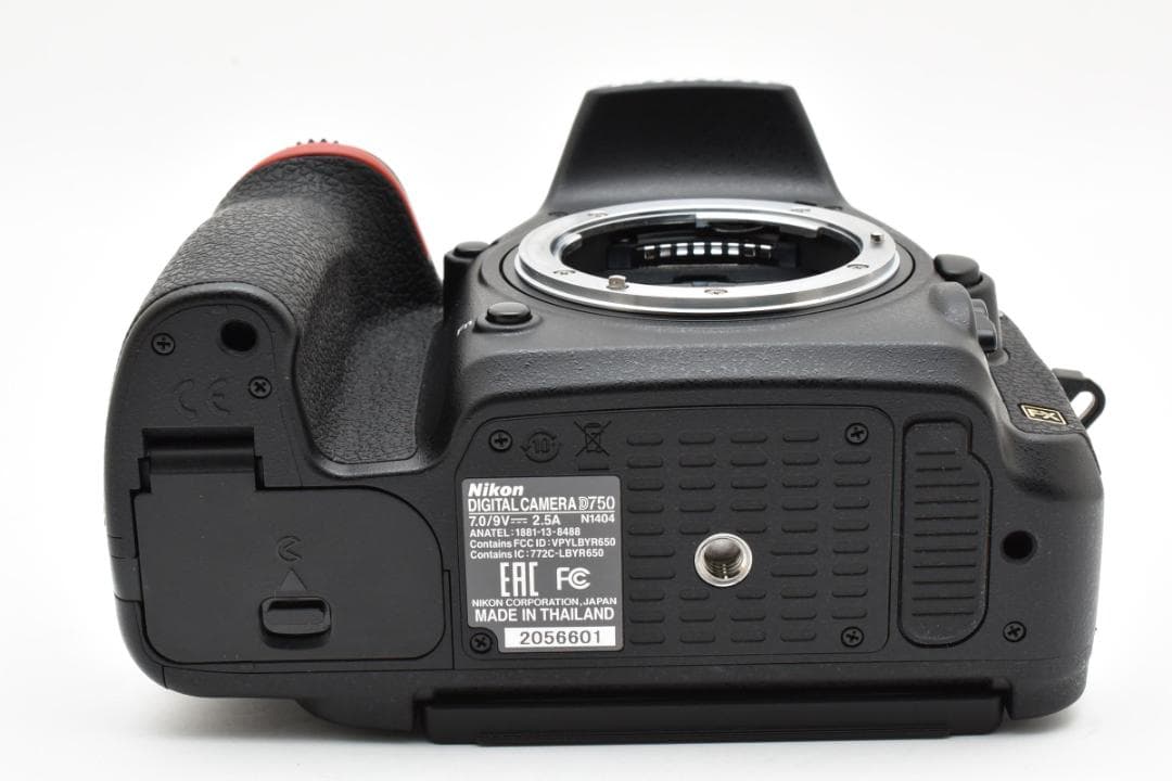 ほぼ新品 ニコン　Nikon D750 ボディ 《ショット数496回》 1200