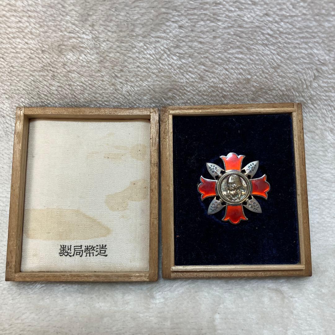 美品　軍人傷病記章　ヴィンテージ　大日本帝国　徽章