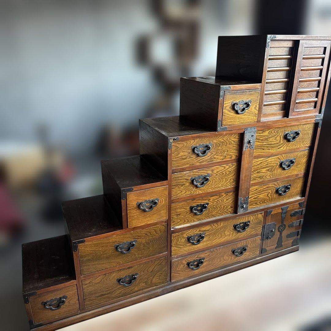 瞬間的衝撃お値下げ❣️ヴィンテージ　大型　木製階段箪笥 引き出し複数