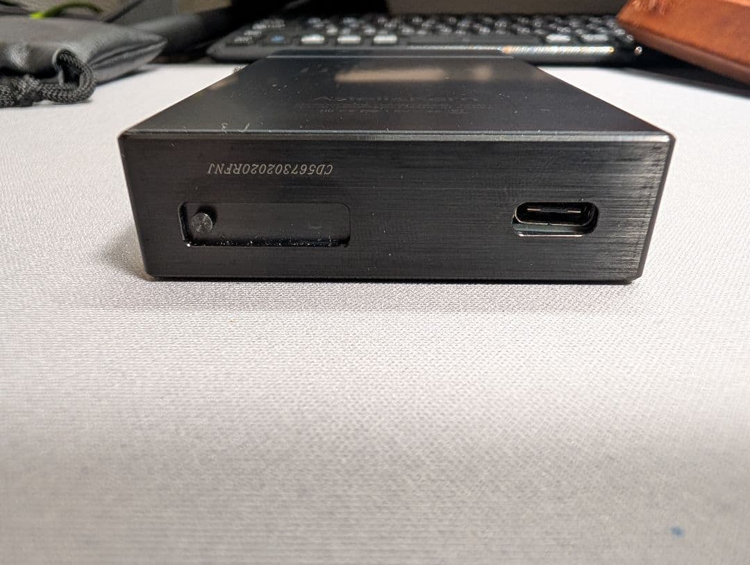 ポータブルプレーヤー Astell&Kern SA700 LUNASEA edition