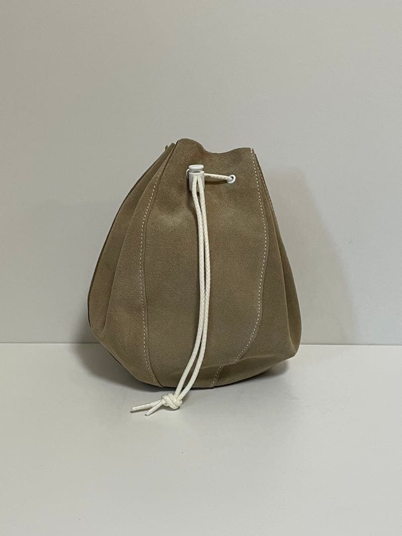 エンダースキーマ　キンチャク　ベージュ