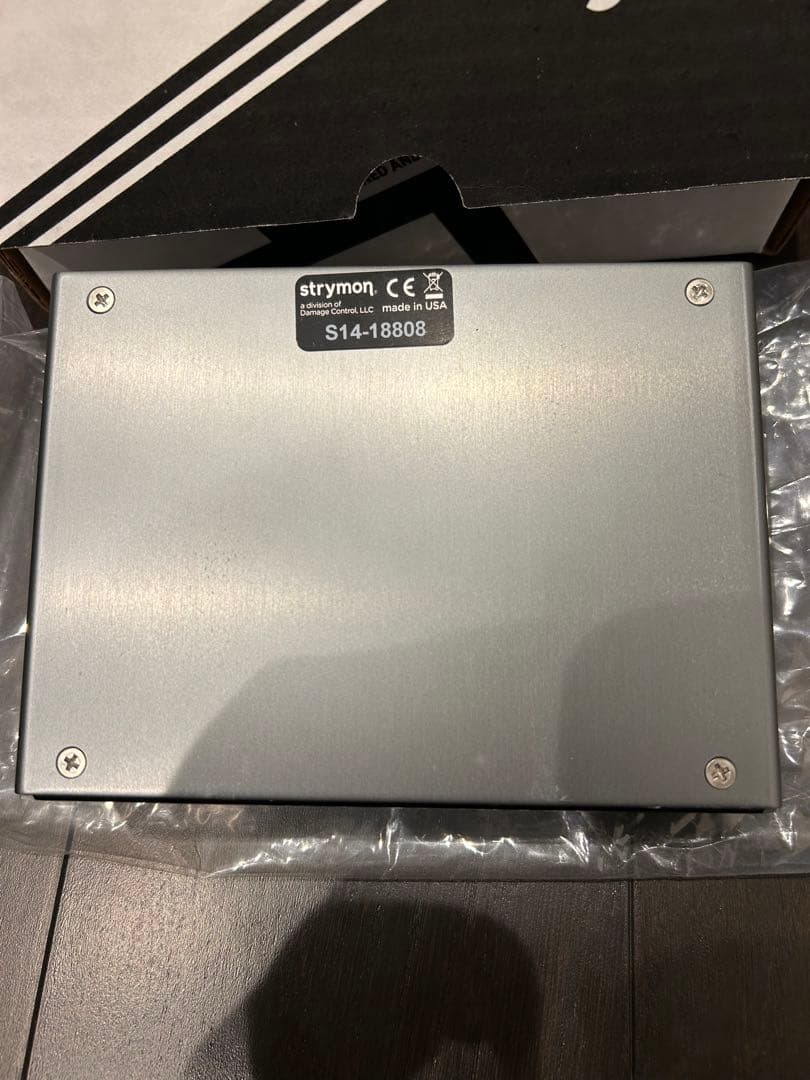 ギター strymon TIMELINE