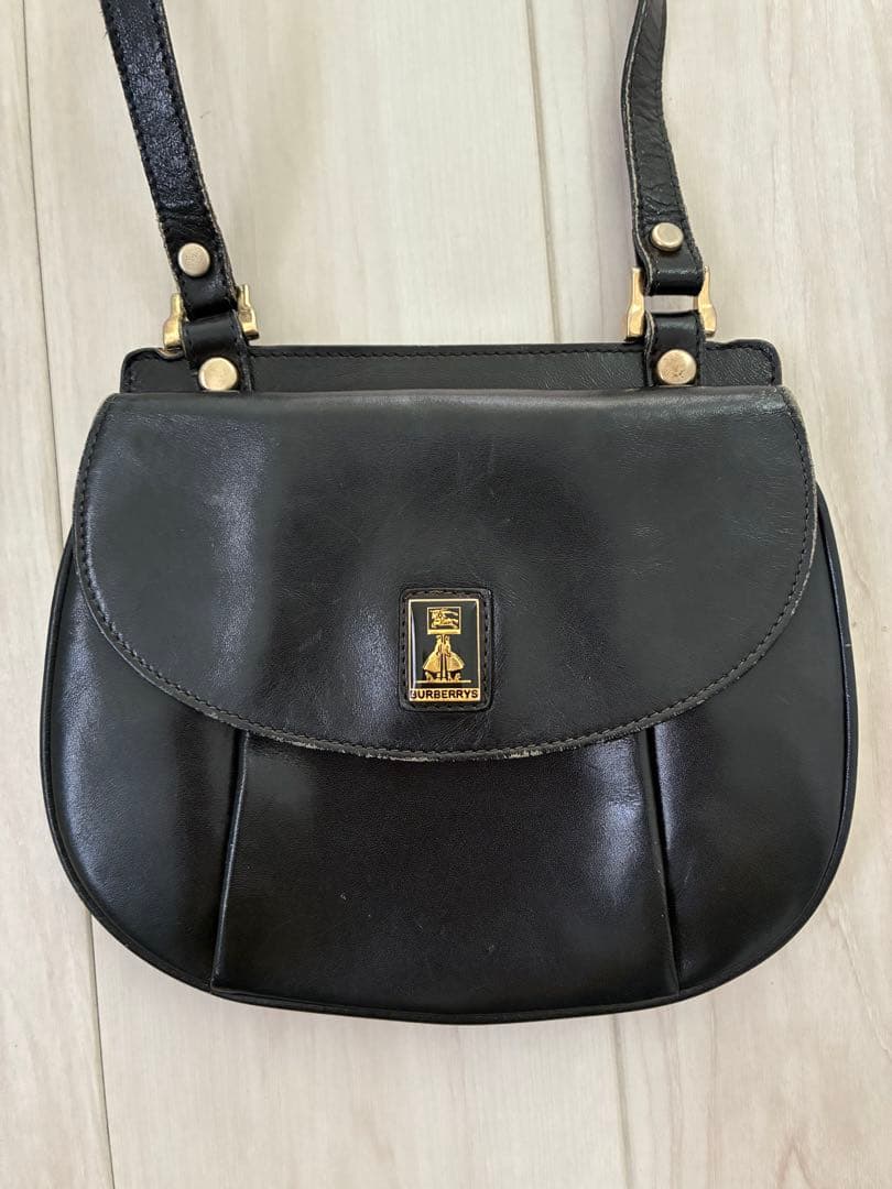 バーバリー　ヴィンテージショルダー　ブラック