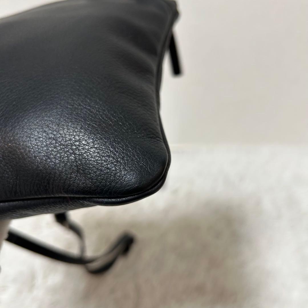 【美品✨エンボスロゴ/オールレザー】アニエスベー　ショルダーバッグ　ブラック　稀