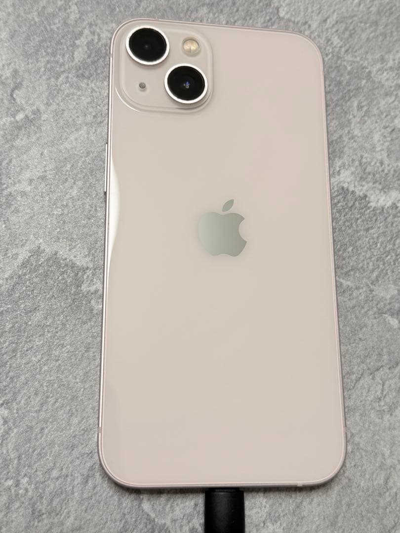 S*a様 Apple iPhone 13 ピンク 充電ケーブル付き