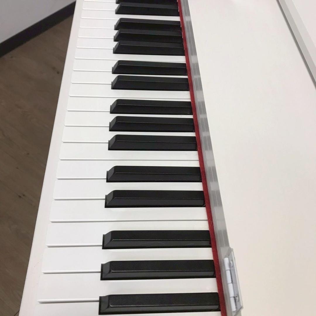 2025年製 福岡 引取限定 IKTMI 電子ピアノ ホワイト 88鍵盤 木製