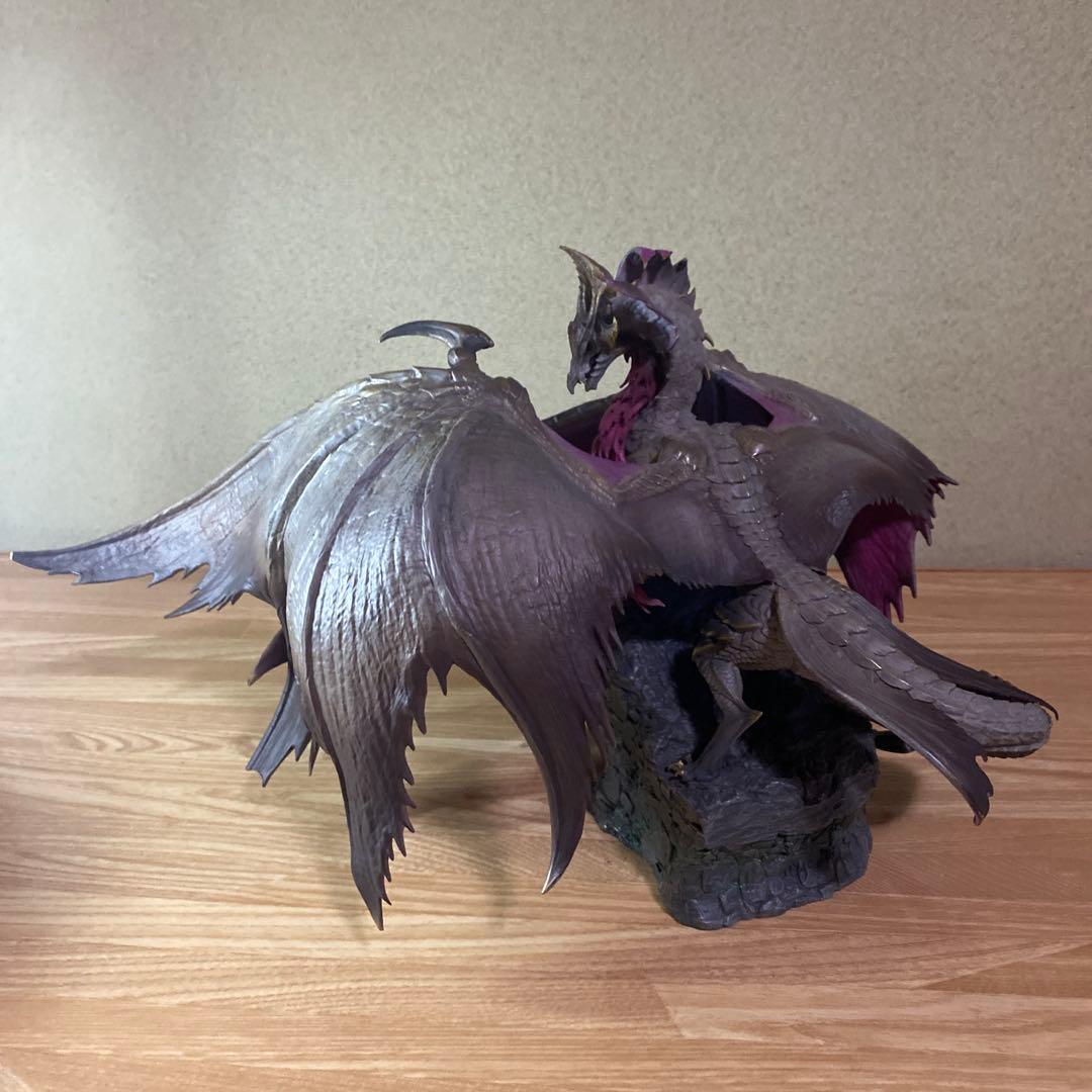 【中古】フィギュア　モンスターハンター　メルゼナ