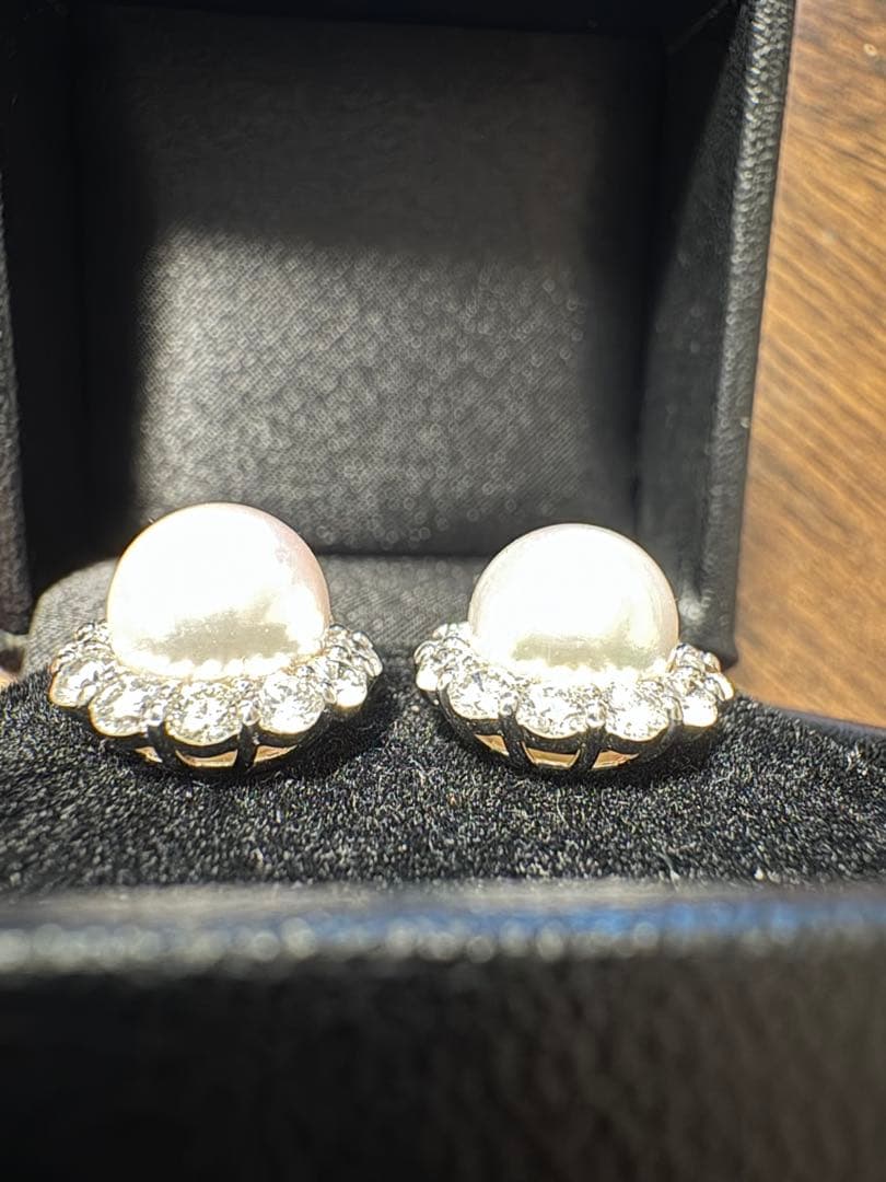 櫻井彩子さん　9mmアコヤ　キャサリン妃巻きPtピアス