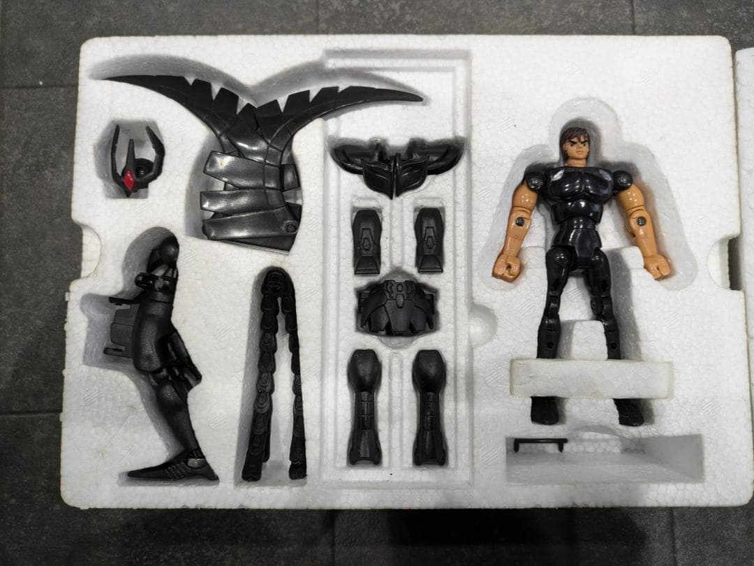 希少！美品 聖闘士星矢 限定暗黒聖衣 ブラックフェニックスクロス フィギュア