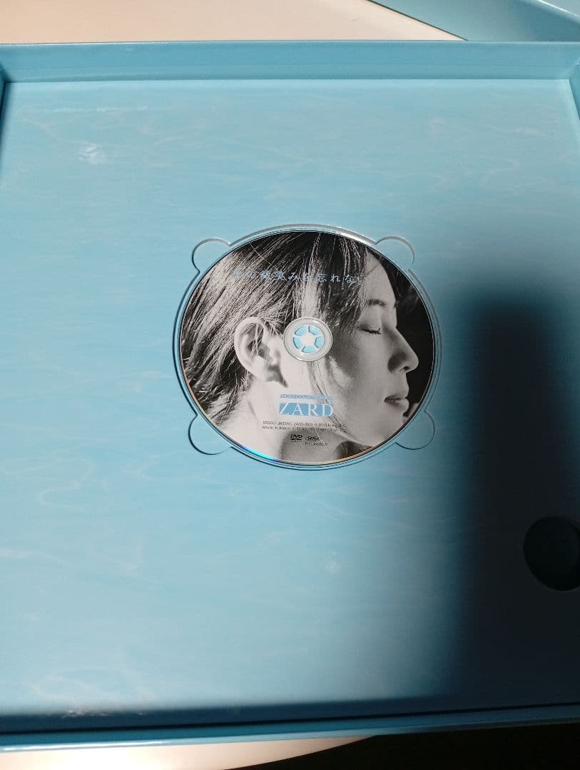 ミュージシャン ZARD PHOTO COLLECTION BOX