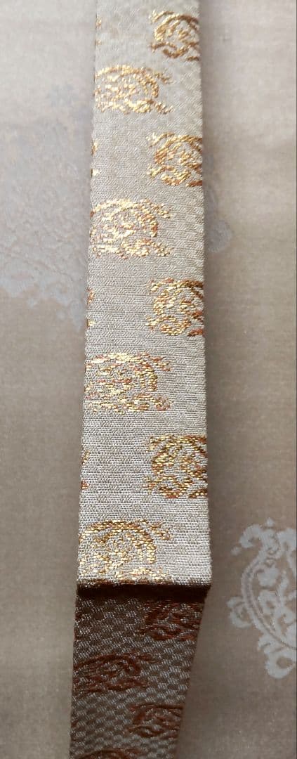 「遊鯉」太田龍一 掛軸 太巻き桐箱 二重箱入