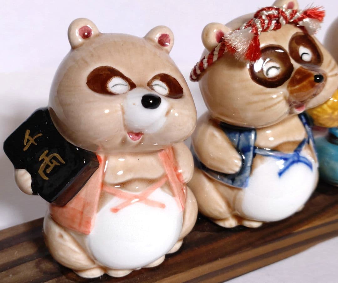 七福神たぬき ■ 七匹のたぬき 陶器製 置物 狸 昭和レトロ 日本 和風 伝統