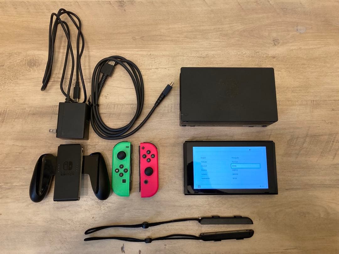 NintendoSwitch1本体ネオンピンク・グリーン　スプラトゥーンカラー