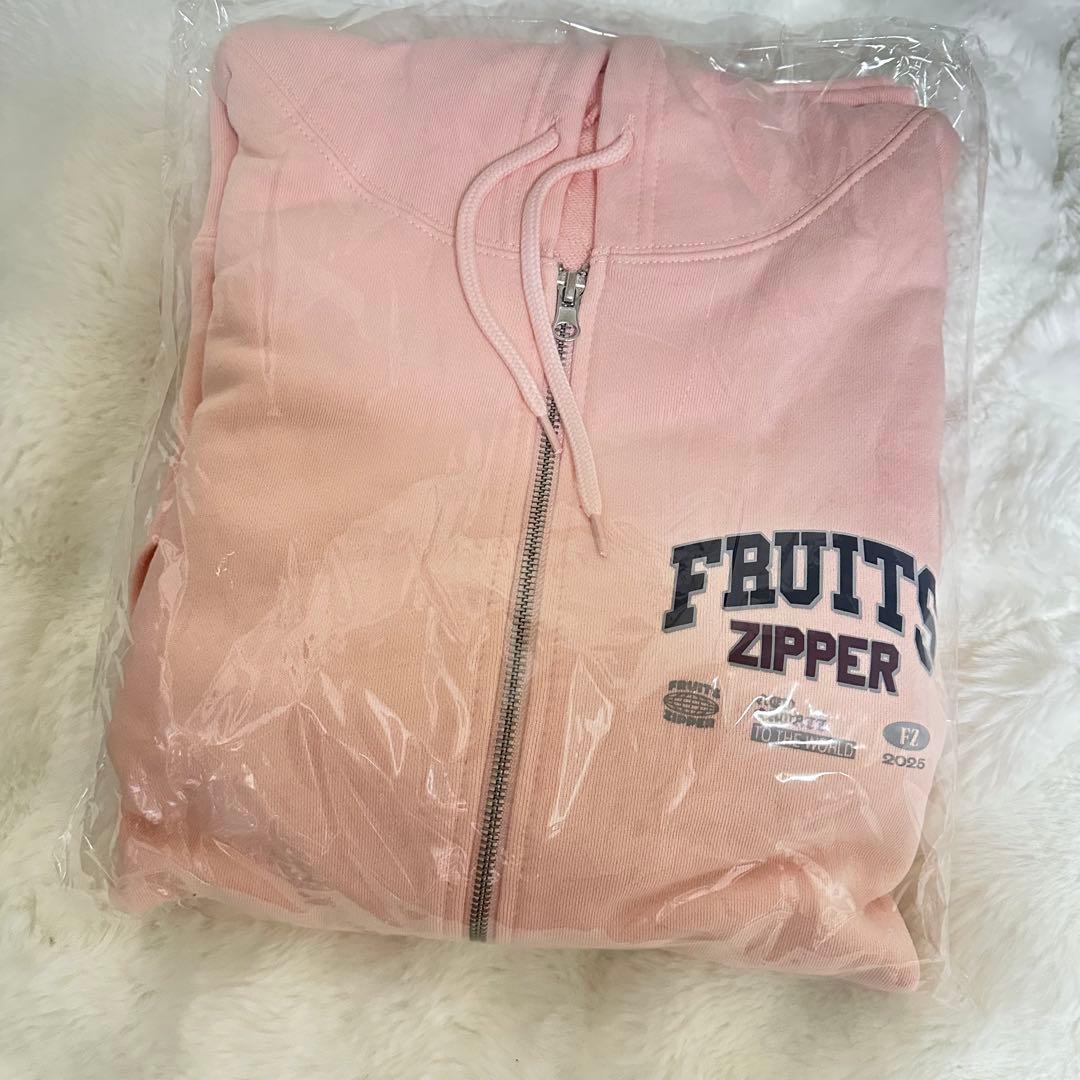 松本かれん 推しアピ パーカー