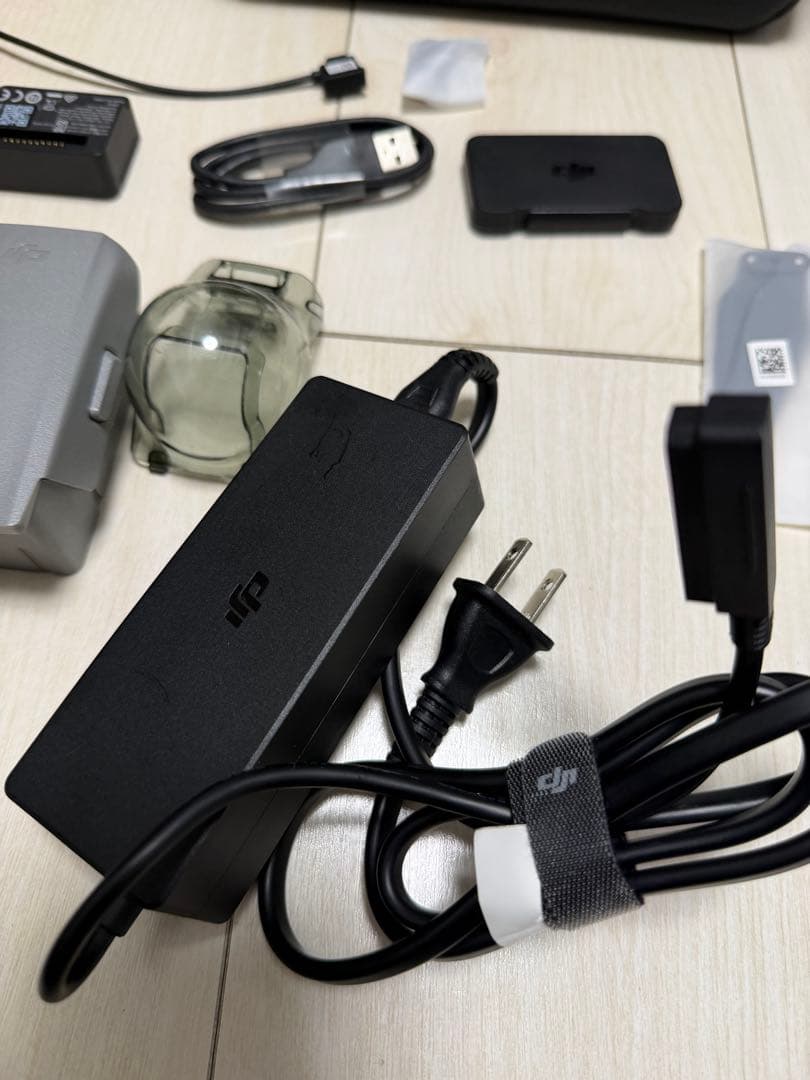 【当日発送】【注）機体以外】ドローンDJI Mavic Air 2 COMBO