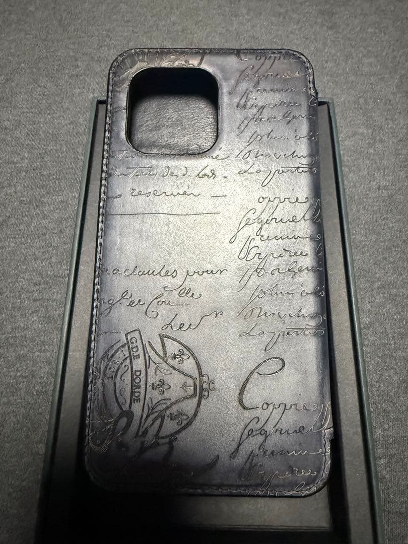 ベルルッティ Berluti iPhone 16 Pro Max ケース