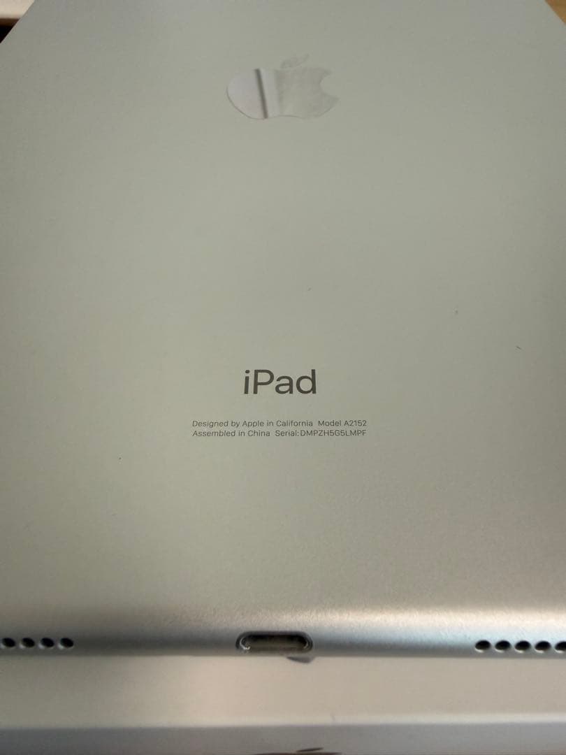 外観美品☆iPadAir3第3世代64GB WIFIモデル　シルバー