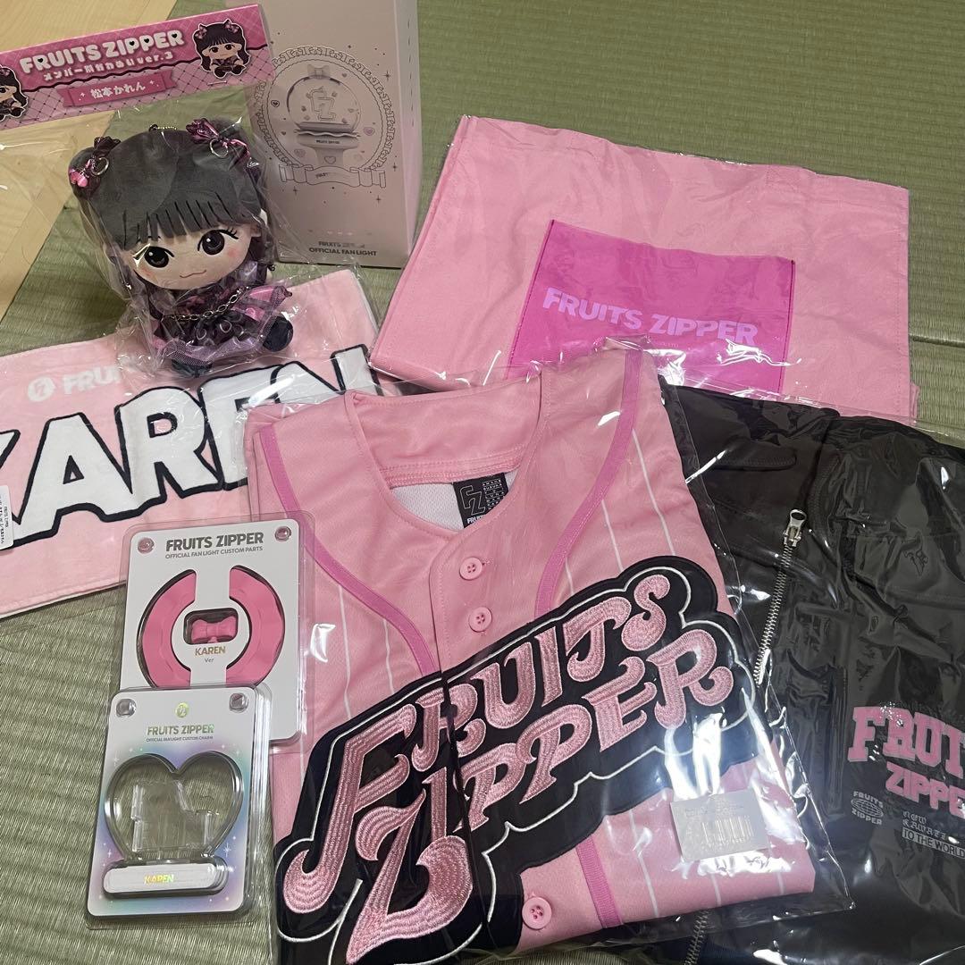 FRUITS ZIPPER 松本かれん