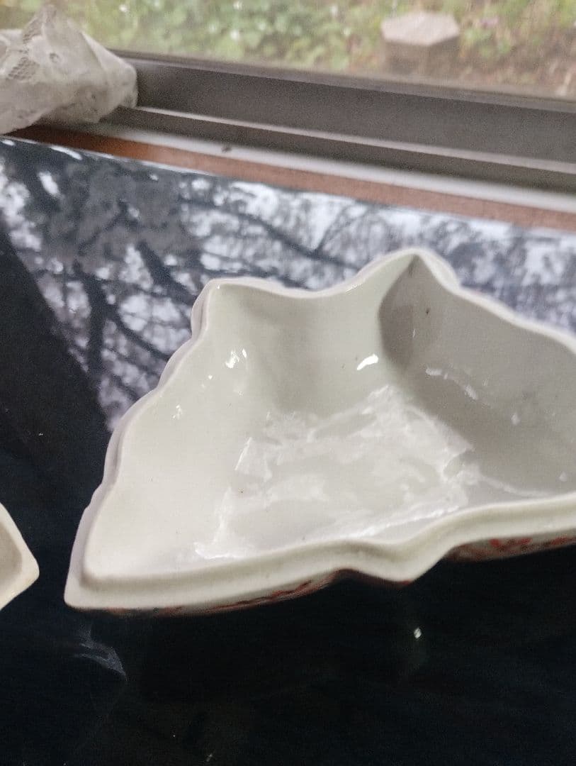 古伊万里　チョウと蝉