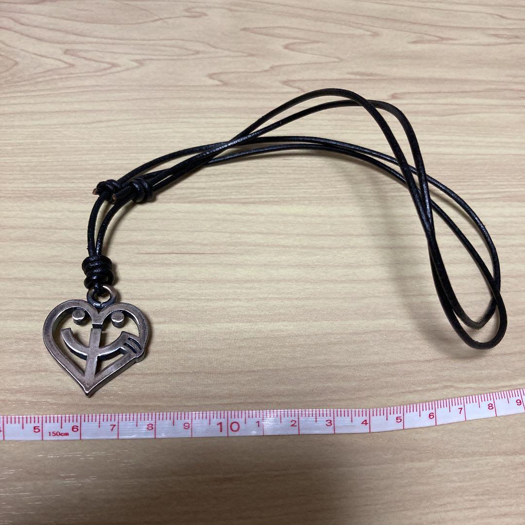 岡村靖幸　ネックレス