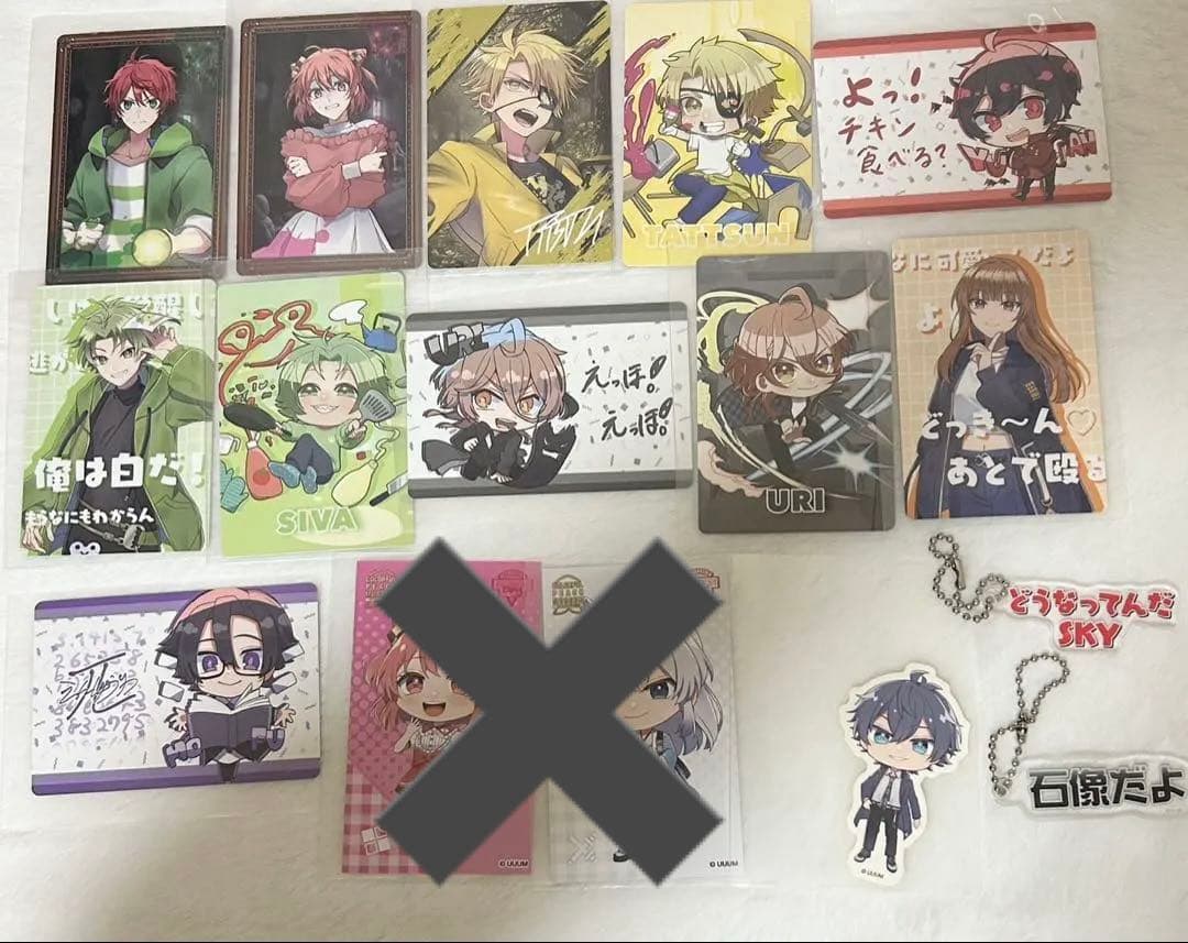 カラフルピーチ　展示会　トレーディングカード　特典　キーホルダー