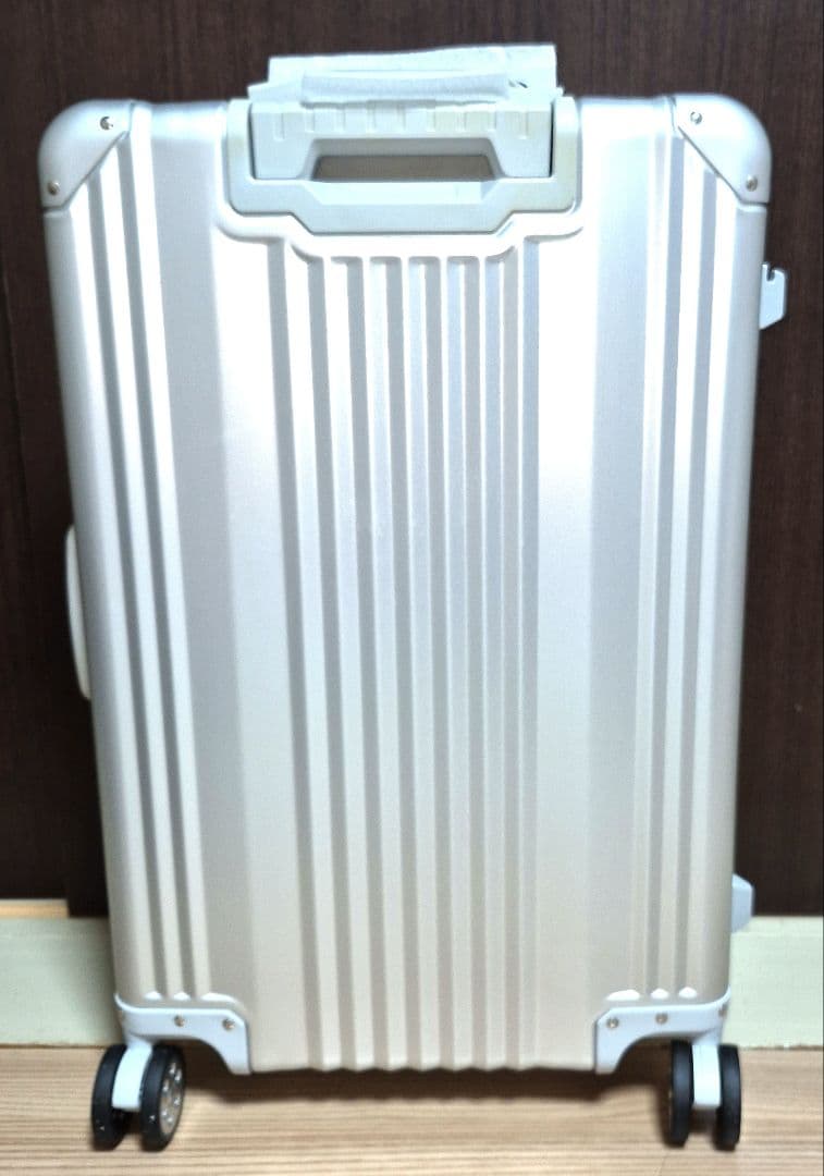 メルセデス・ベンツ オリジナル アルミスーツケース