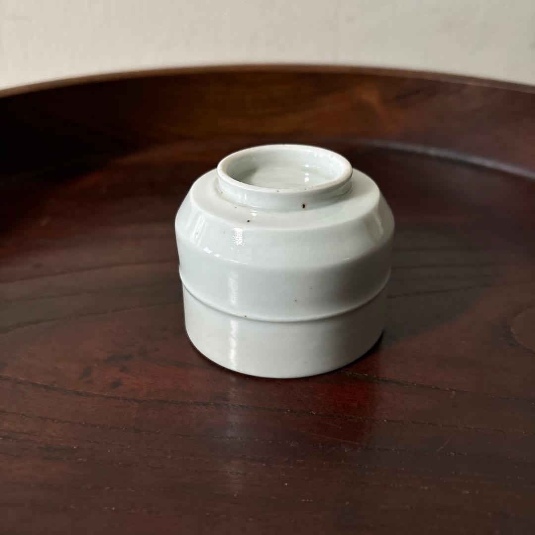 古伊万里　薩摩平佐　白磁ぐい呑み　江戸時代　アンティーク　料治熊太　秦秀雄　李朝